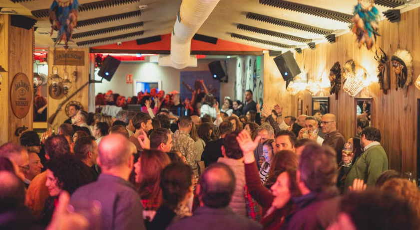 Los Canastos Bar