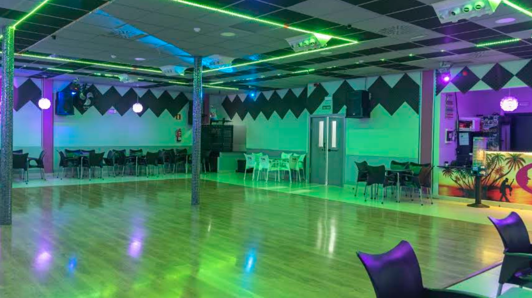 Sala Kiss Latino